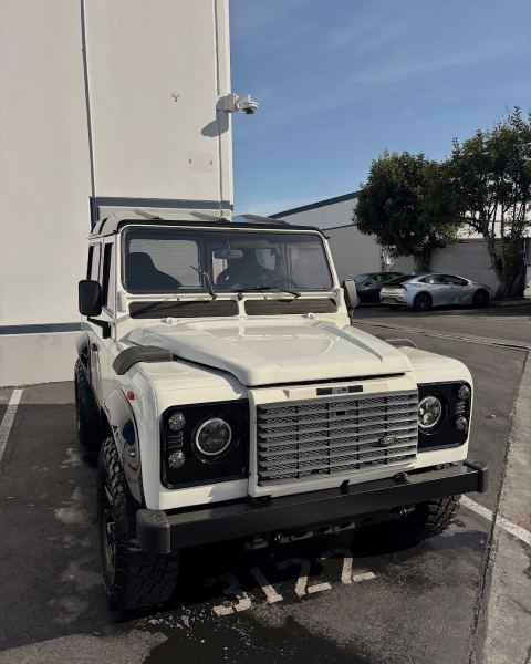 Land Rover Defender 90, exterior detail by Heavenly Details