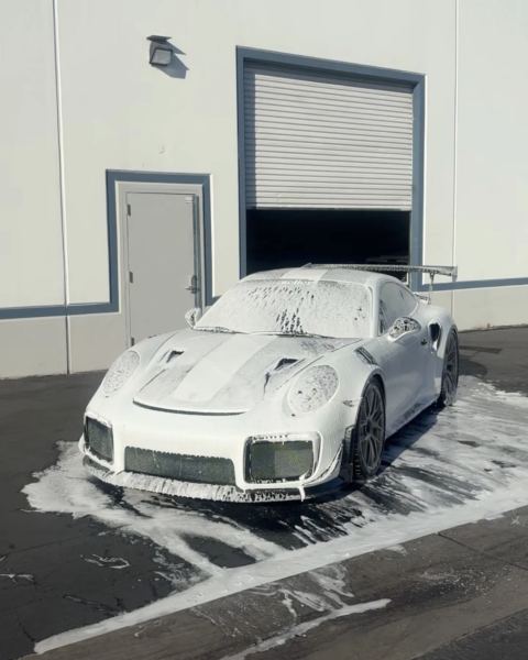 Porsche 911 GT2 RS, foam pre-wash by Heavenly Details