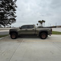 Walt's photo 1 of 2: Toyota Tacoma, side view